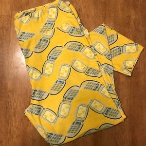 LuLaRoe TC Yellow Cell Phone Leggings